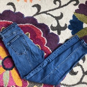 Topshop Jamie Jean Size 26x30 (back seam detail)